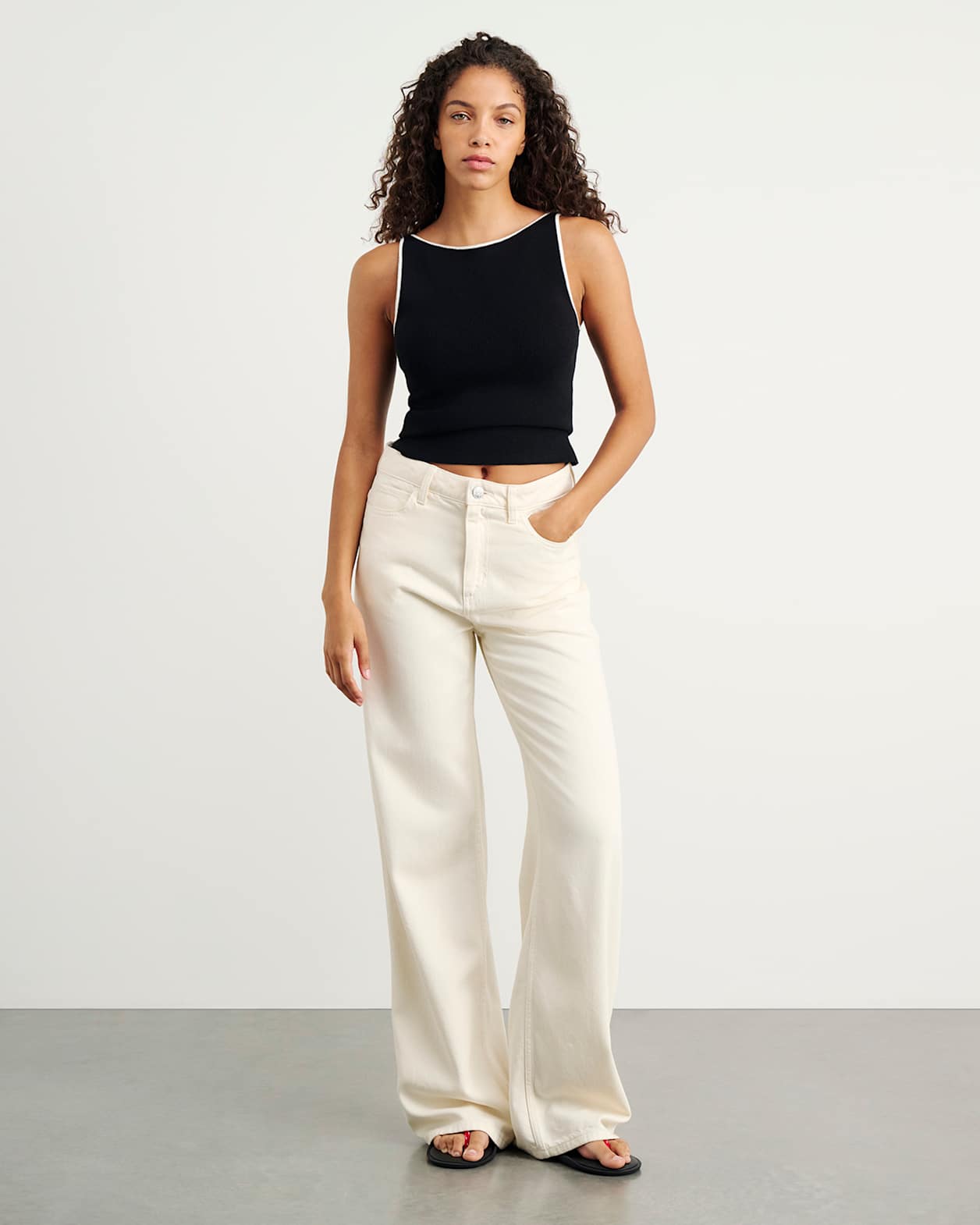 Lydia Contrast Knit Tank in BLACK