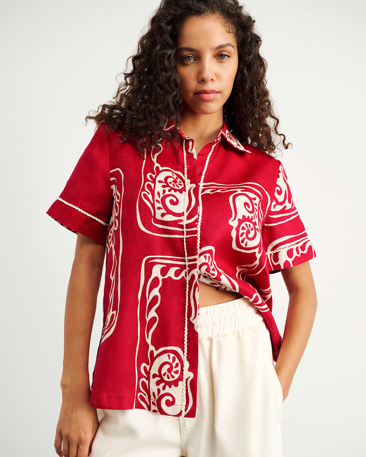 Ceeze Linen Short Sleeve Shirt in RED MULTI