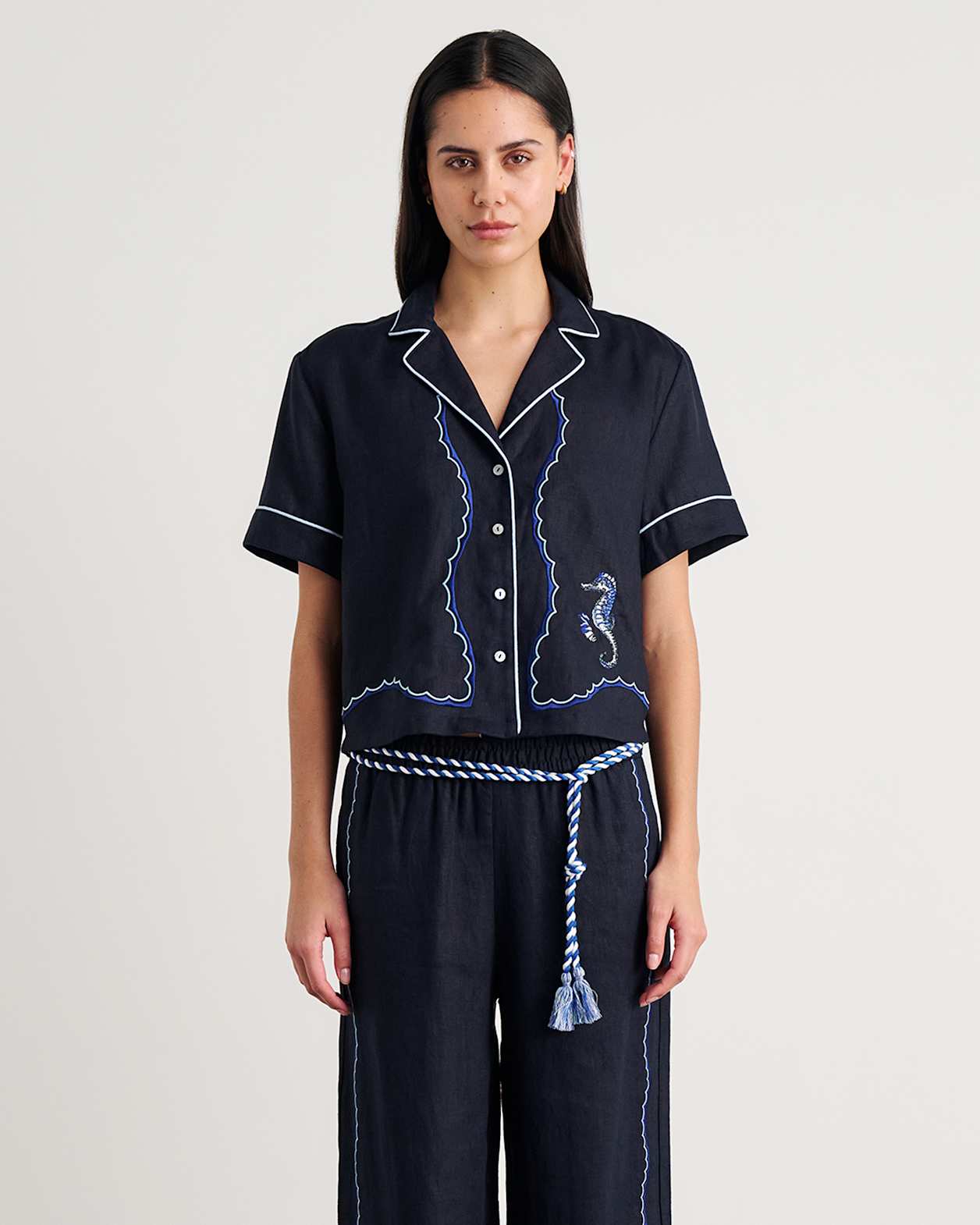 Seahorse Crop Short Sleeve Shirt in INK