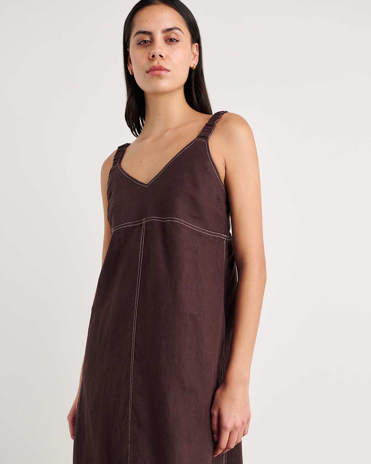 Sara Linen Midi Dress in DARK CHOCOLATE