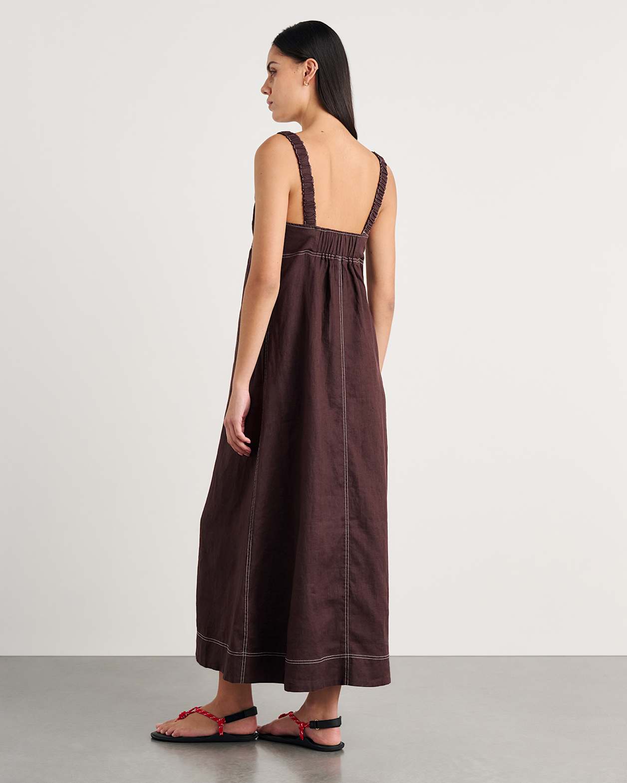 Sara Linen Midi Dress in DARK CHOCOLATE