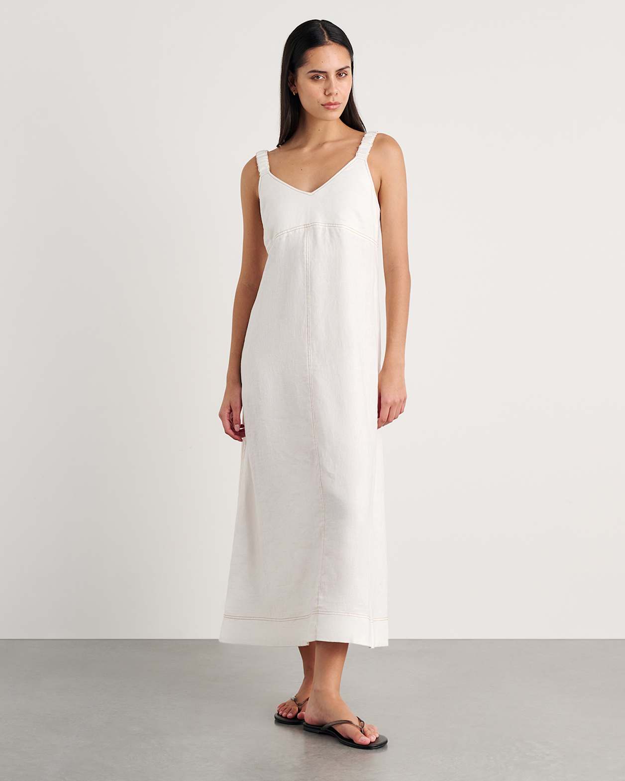 Sara Linen Midi Dress in WHITE