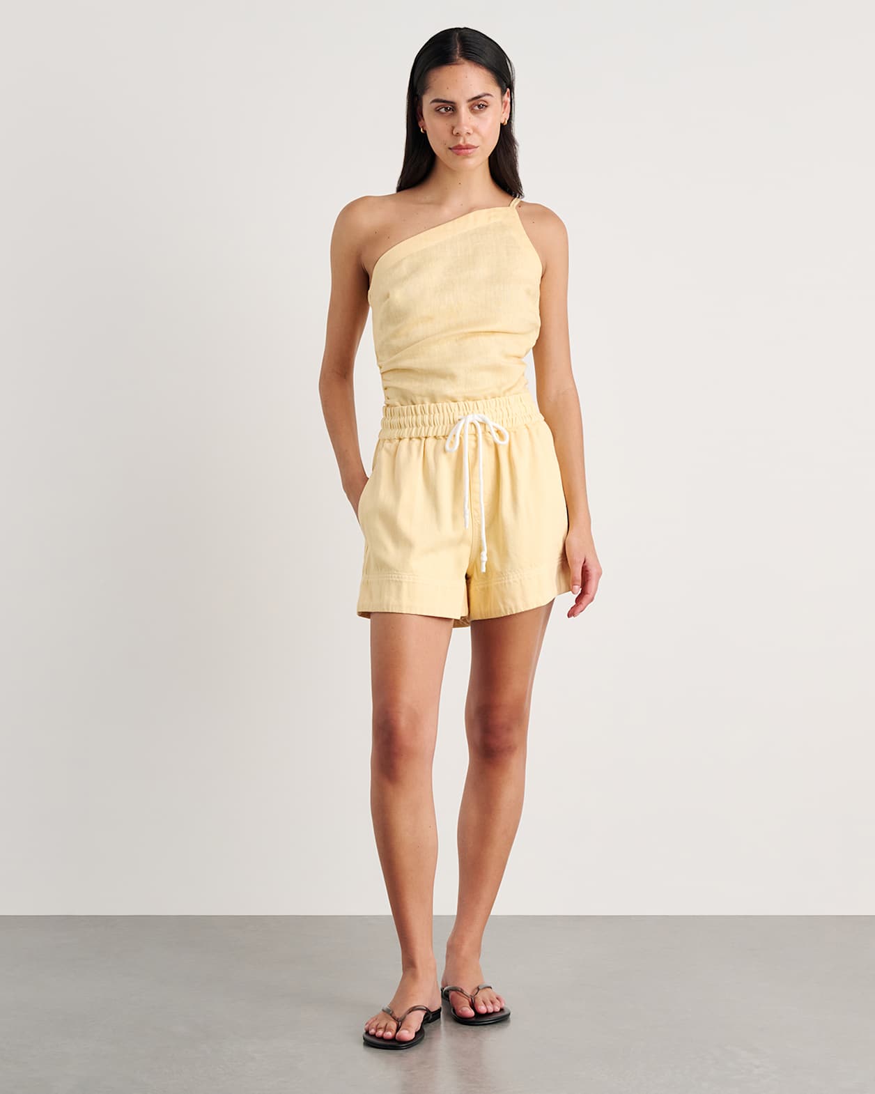 Loe Denim Pull On Short in BUTTER