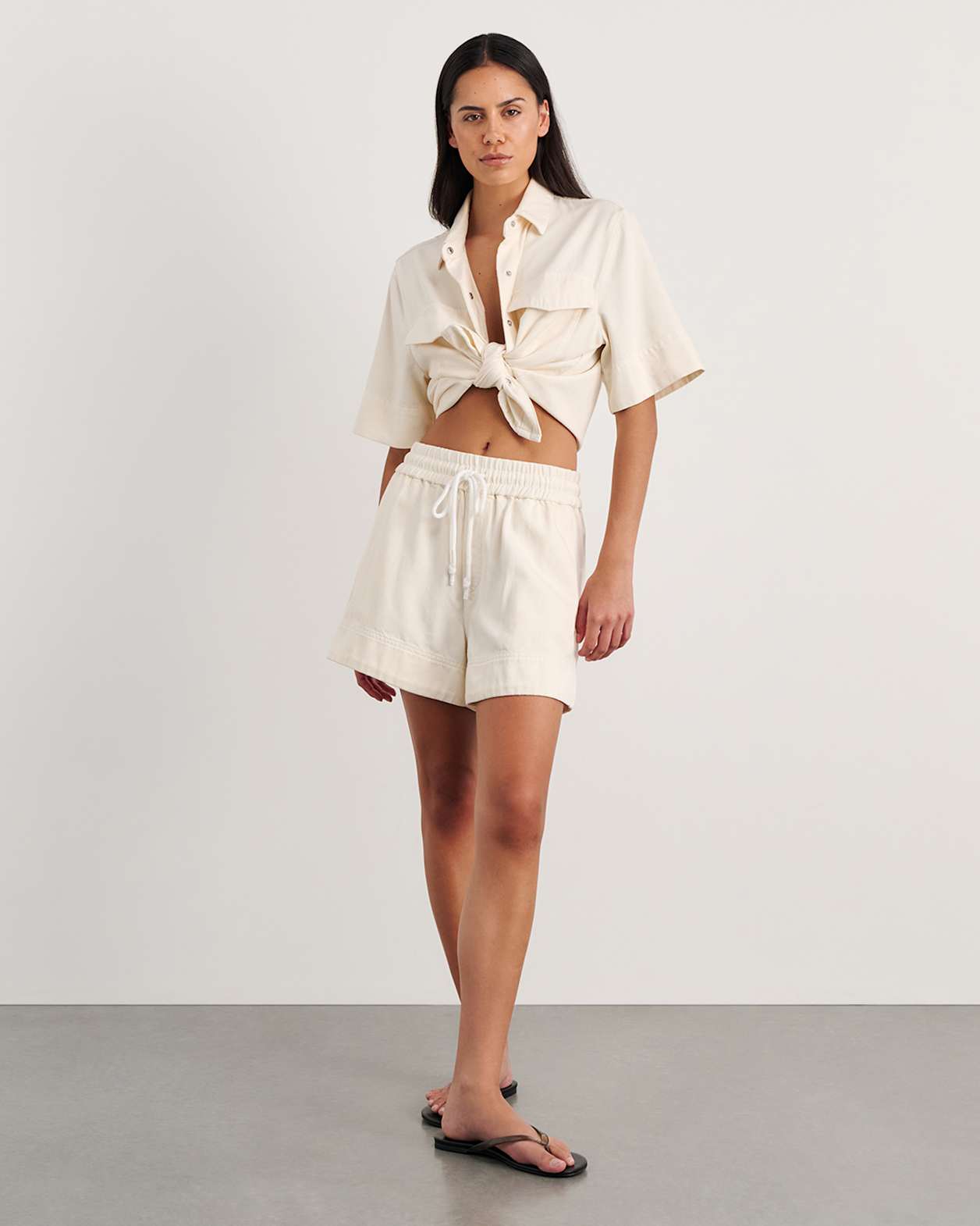 Loe Denim Pull On Short in ECRU