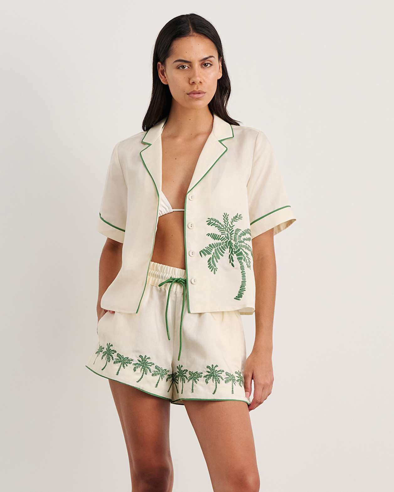 Palm Embroidered Shirt in IVORY/MOSS