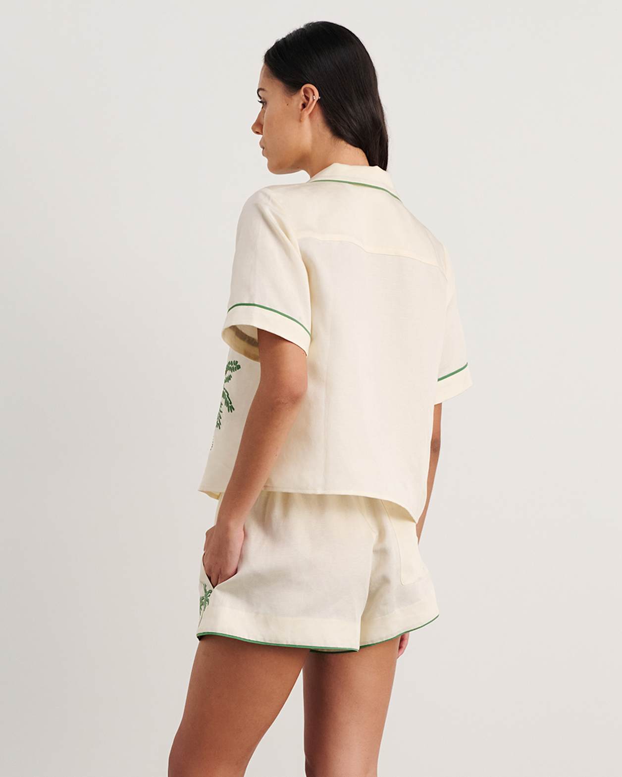 Palm Embroidered Shirt in IVORY/MOSS