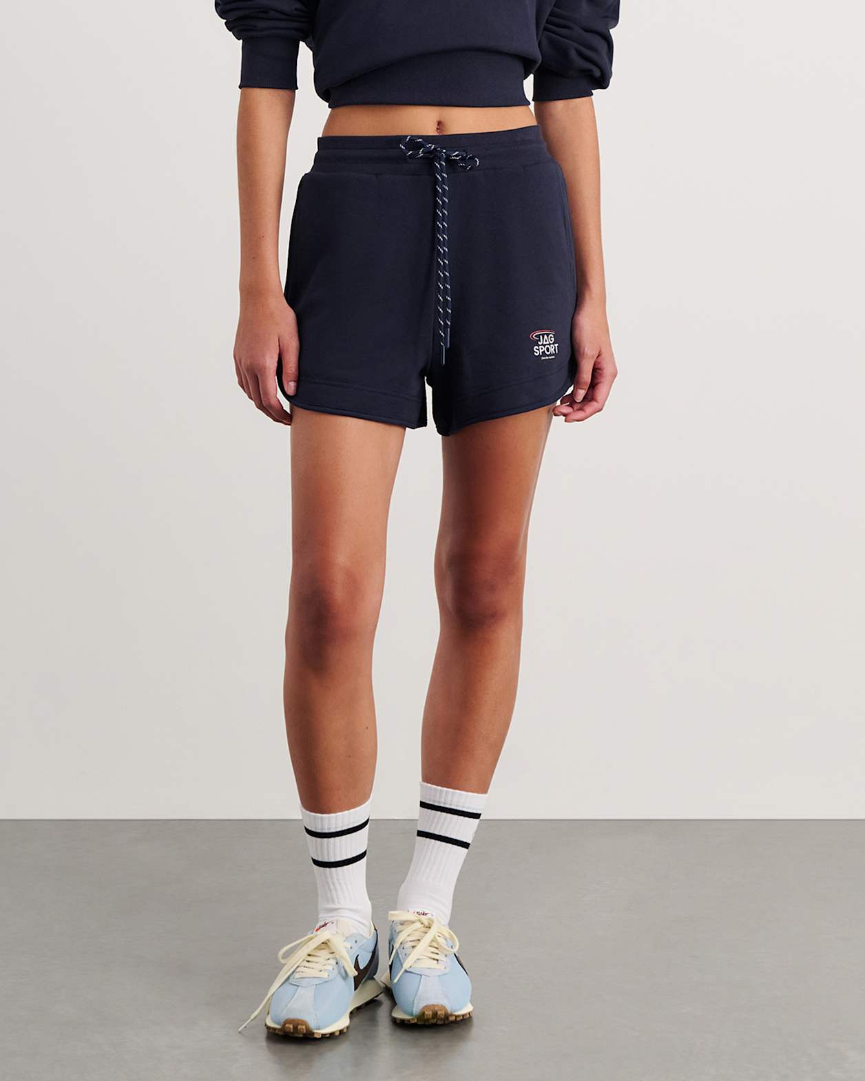 Aston Sweat Short in NAVY