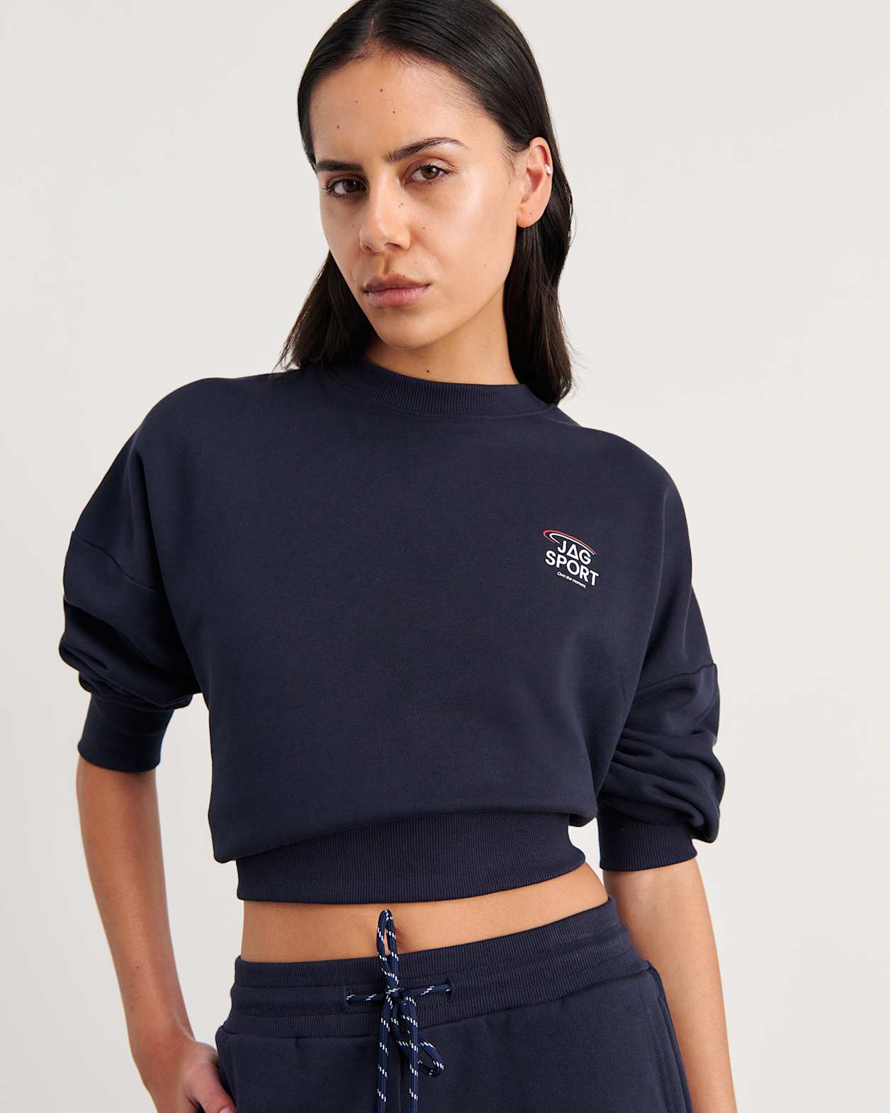Aston Crew Sweat in NAVY