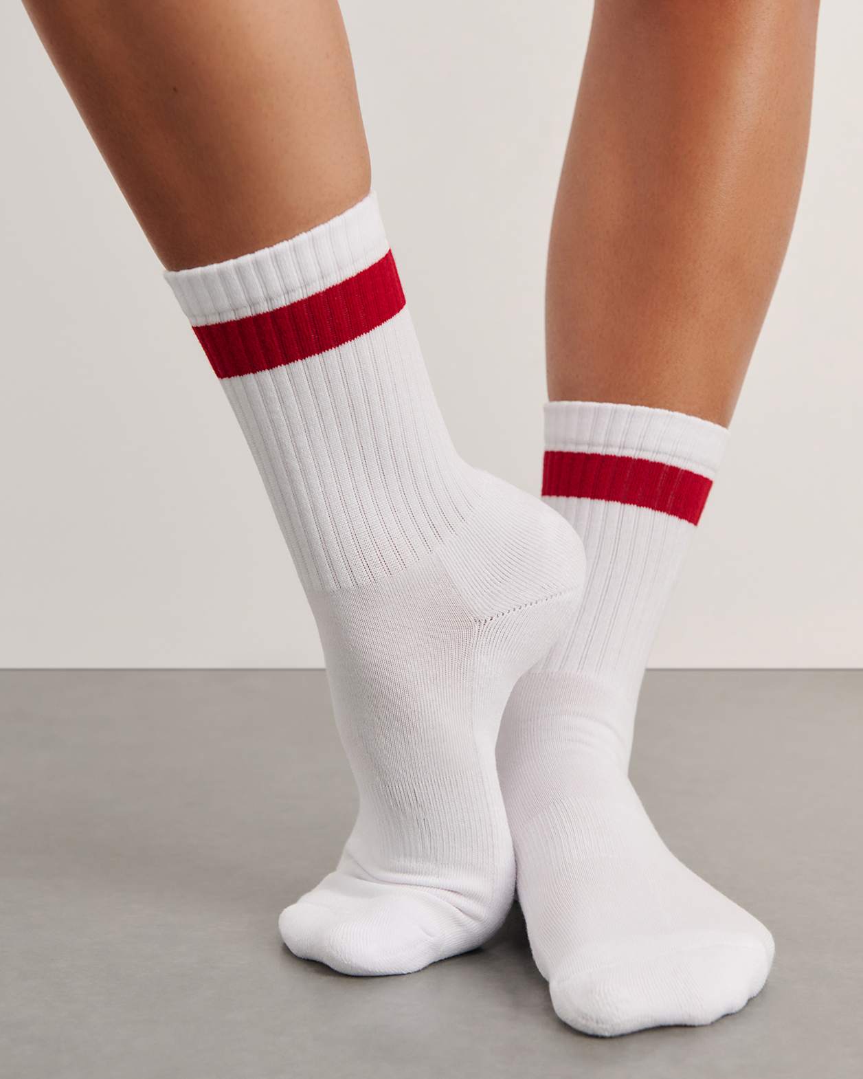 Jag Embroidered Sport Sock in WHITE/RED
