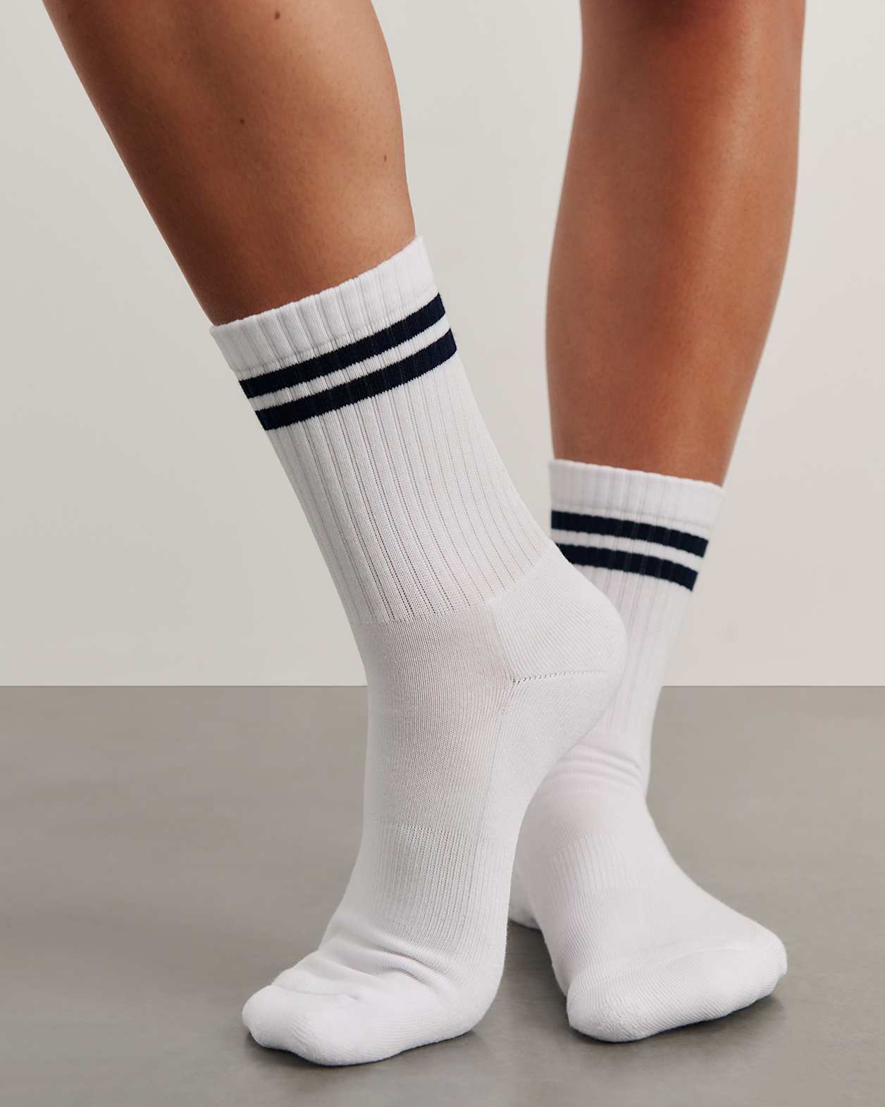 Jag Embroidered Sport Sock in WHITE/INK