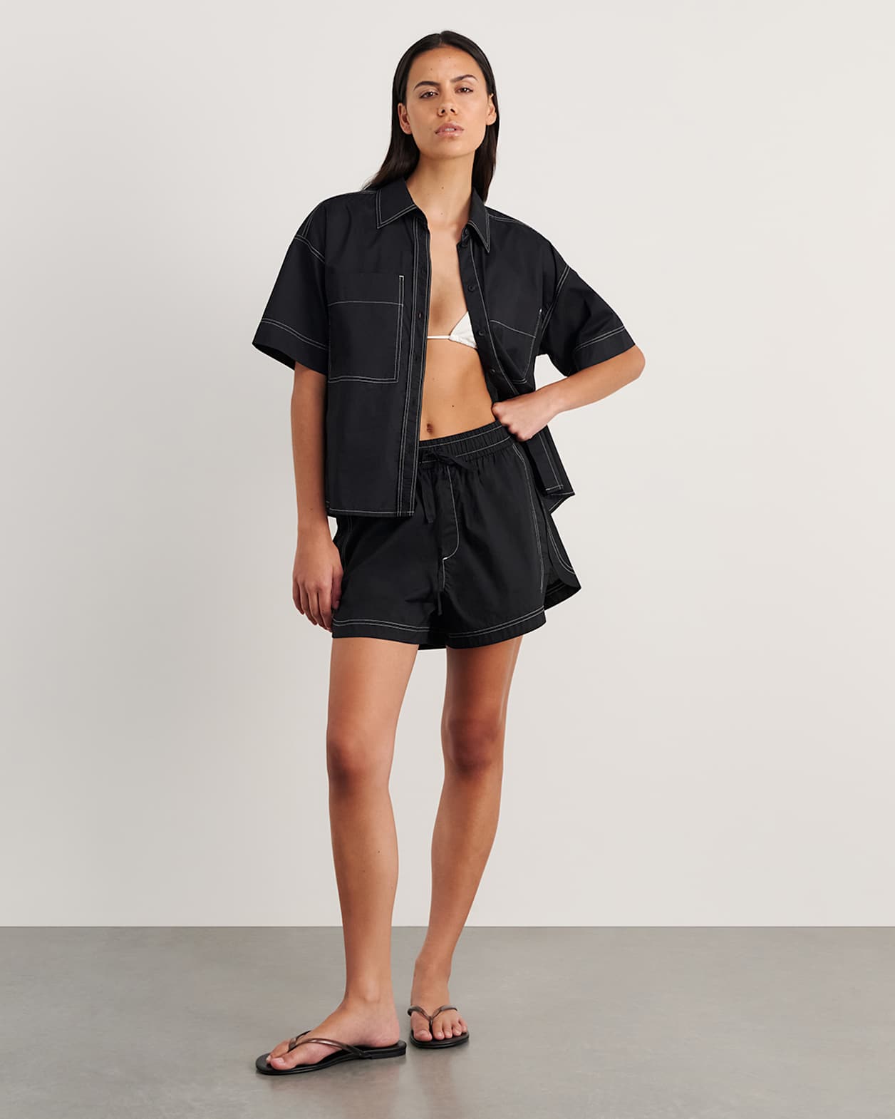 Eden Cotton Relaxed Short in BLACK