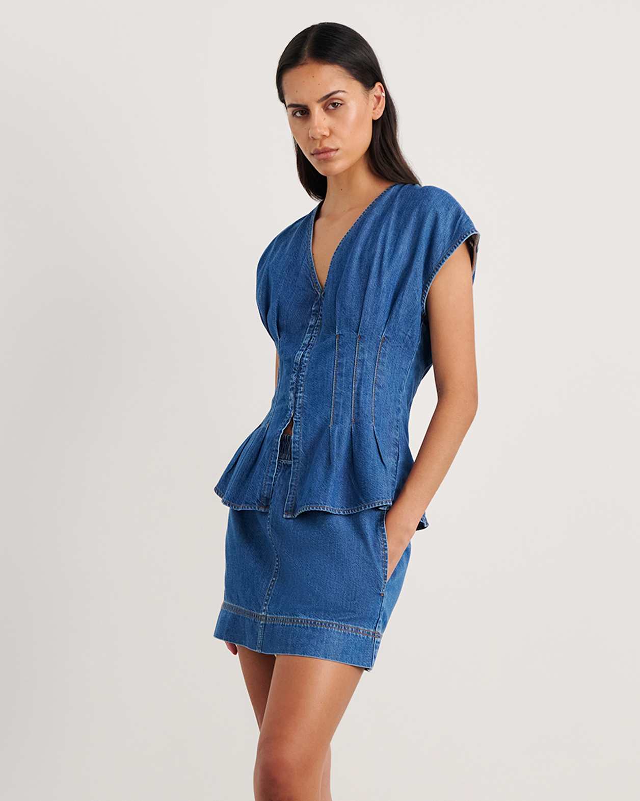 Loe Pintuck Denim Top in BLUE VINTAGE