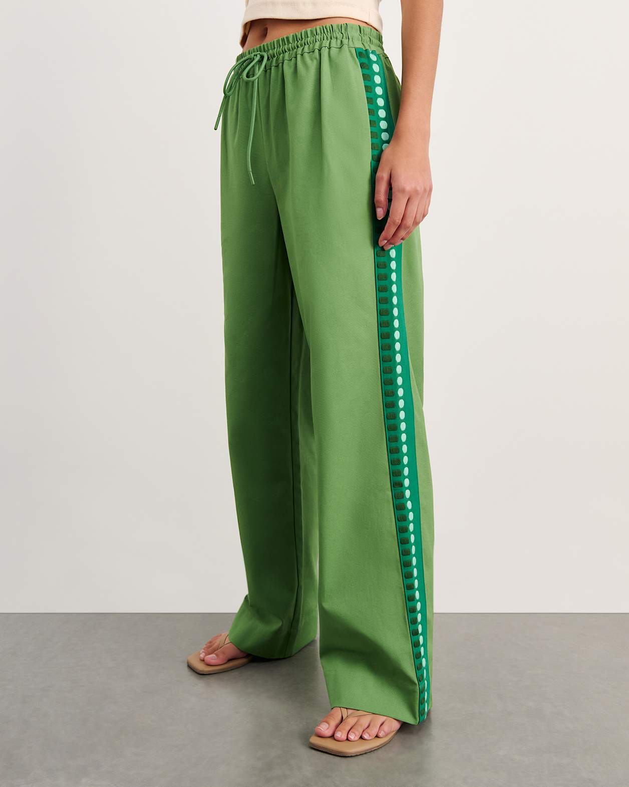 Canvas Contrast Pant in GREEN MULTI