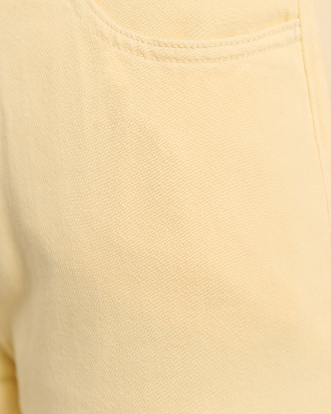 Loe Mid Rise Straight Jean in BUTTER