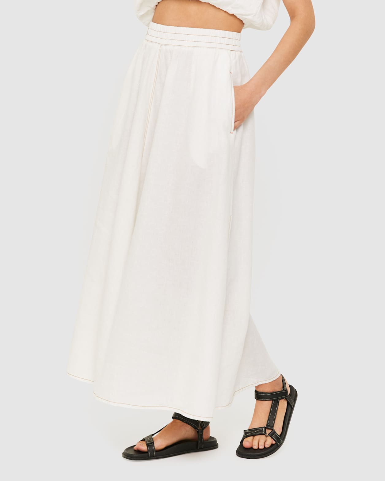 Sabine Split Detail Skirt in WHITE