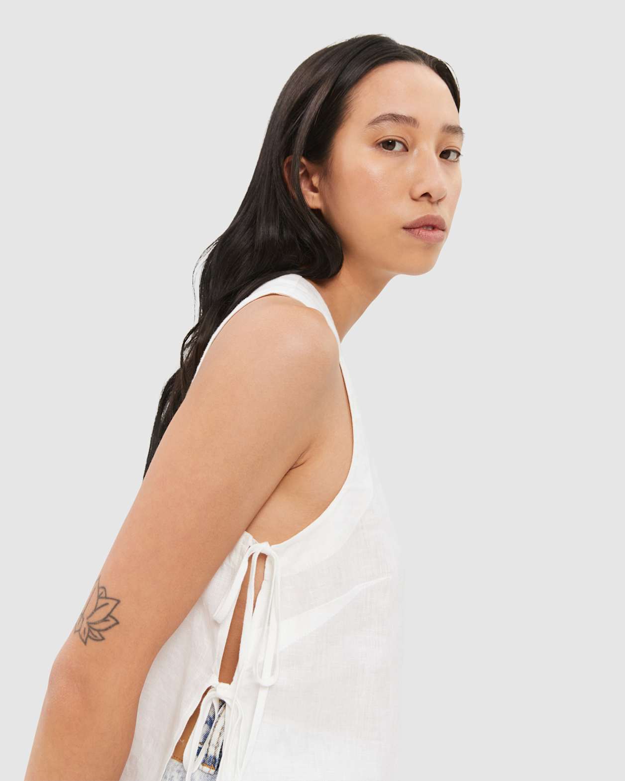 Sutton Linen Tie Top in WHITE
