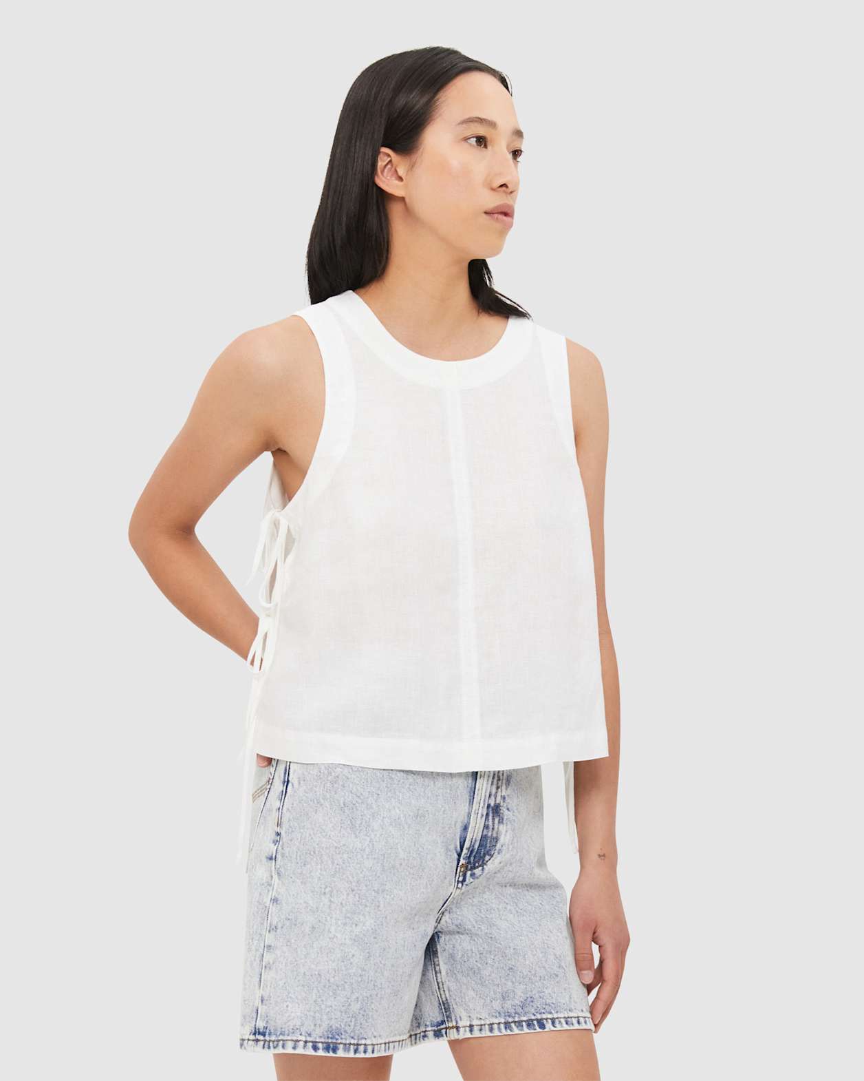 Sutton Linen Tie Top in WHITE