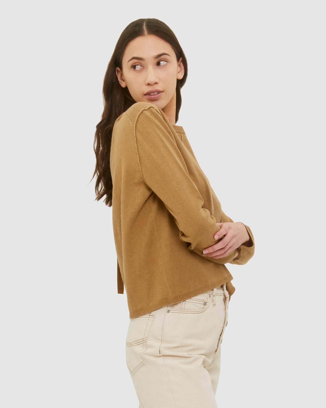 Isla V Back Knit in CAMEL