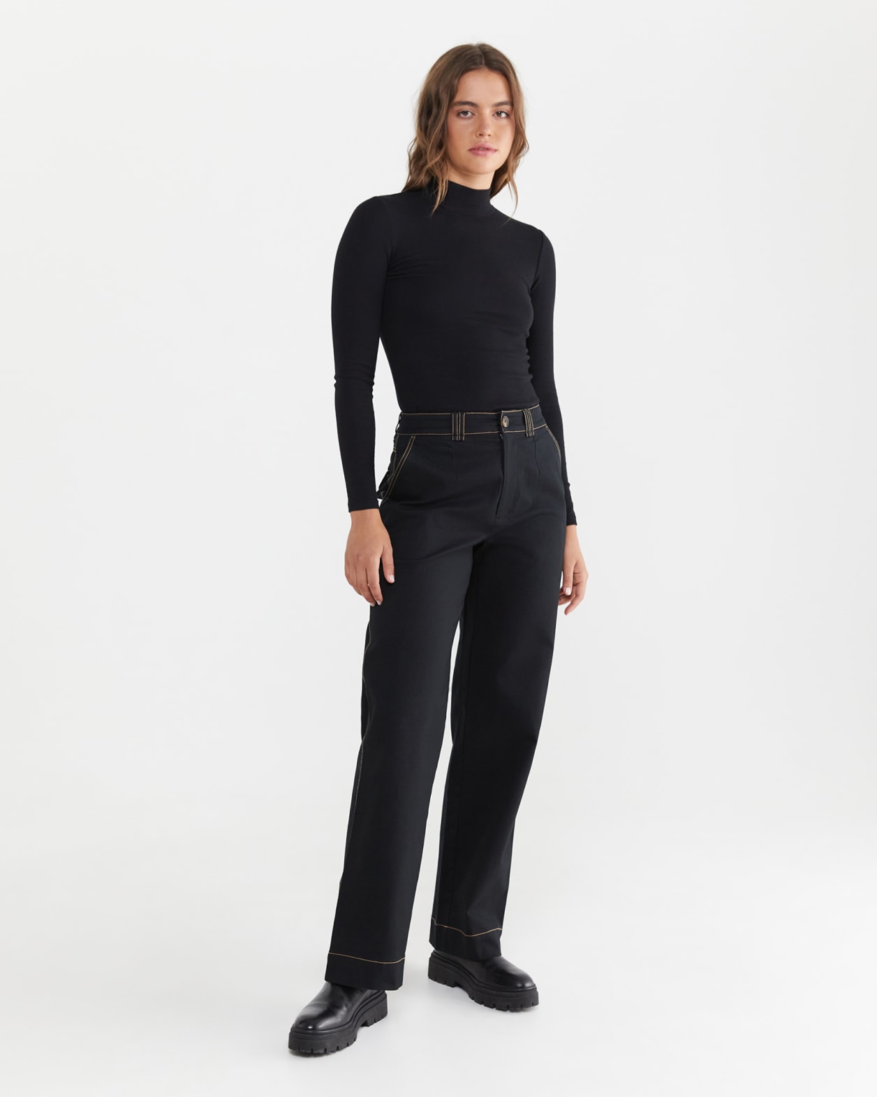 Stretch Twill Casual Pants in BLACK
