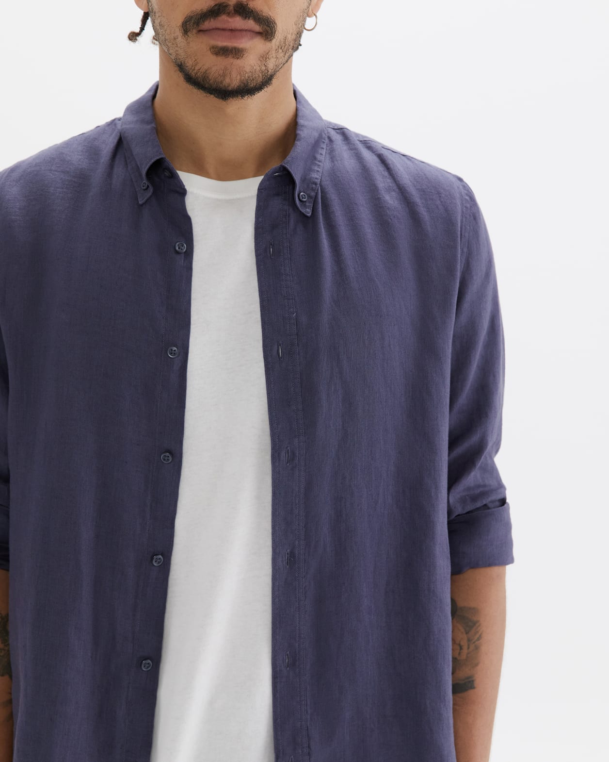 Hux Linen Shirt in WASHED INK