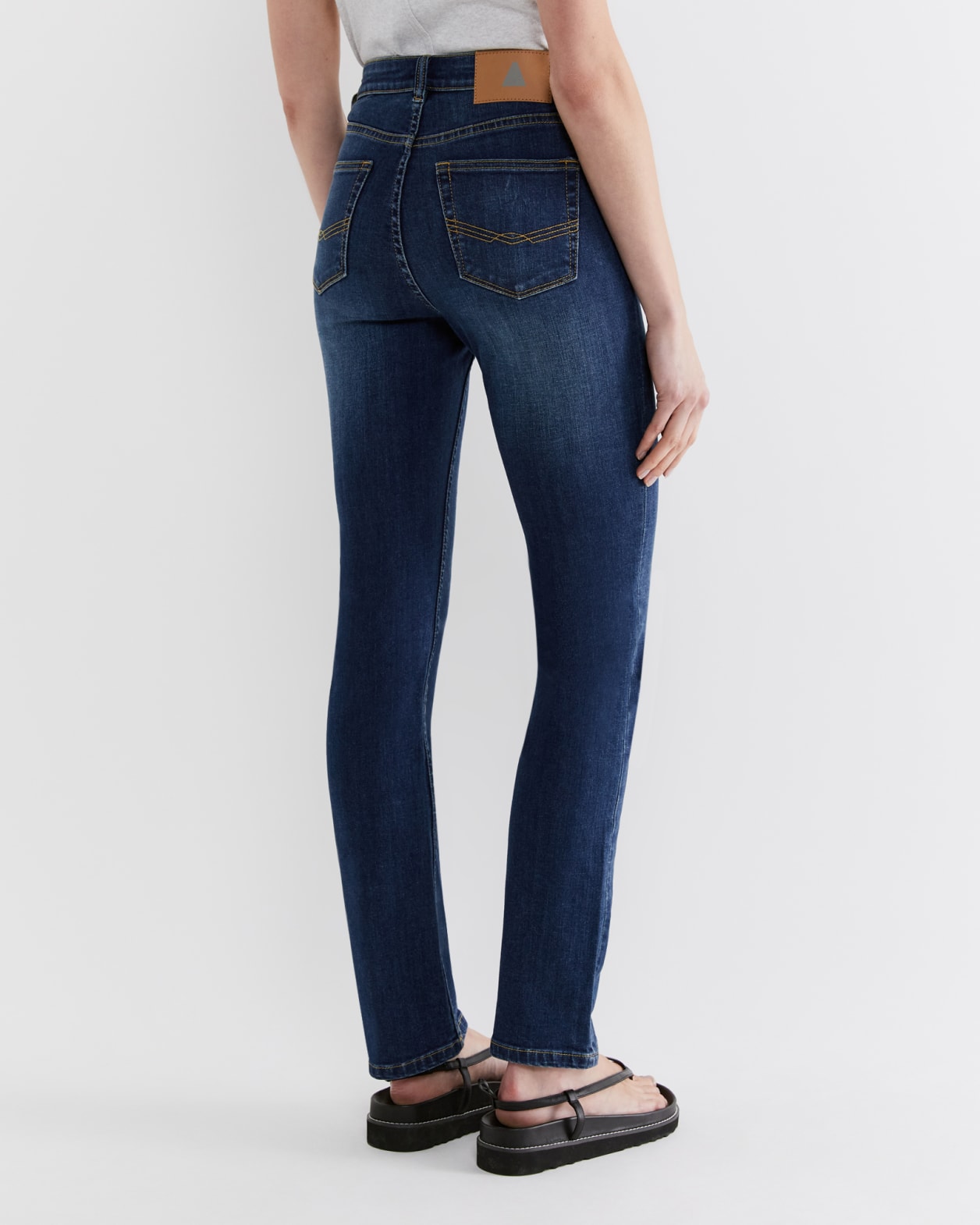 Bianca Slim Straight Jeans in BALTIC