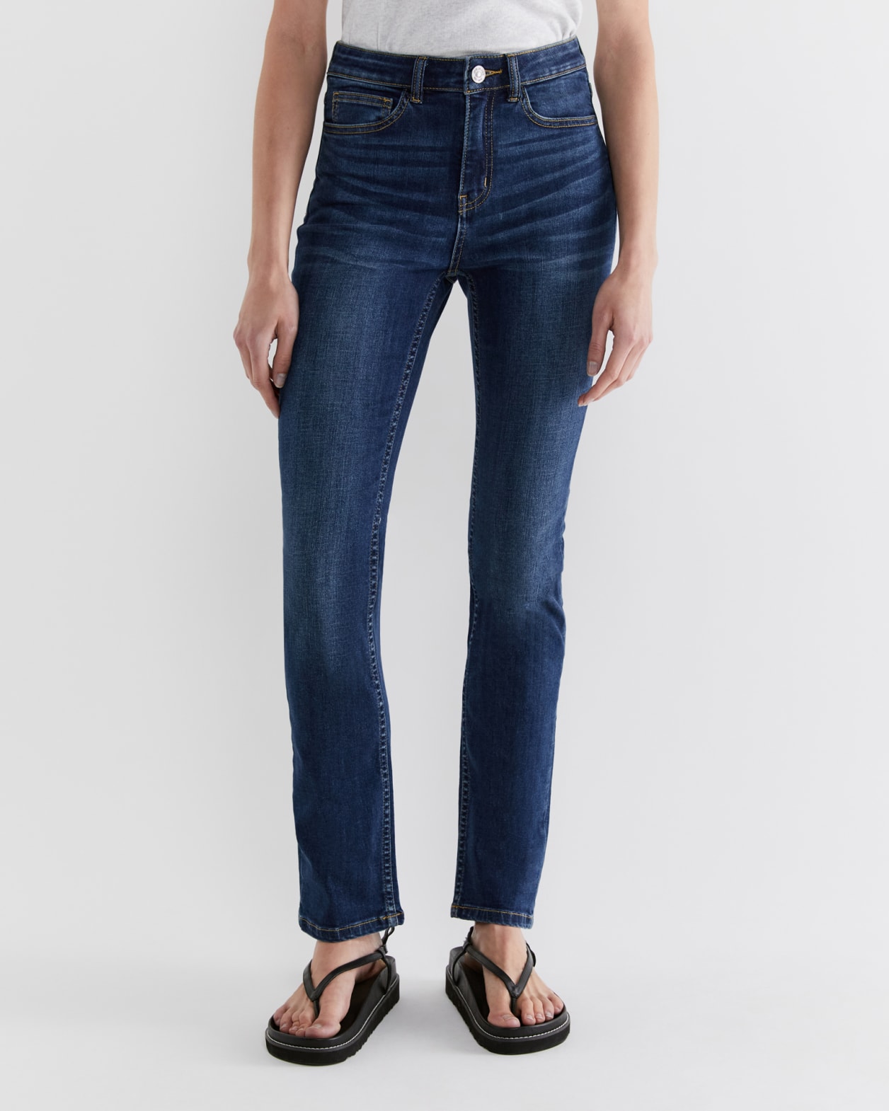 Bianca Slim Straight Jeans in BALTIC