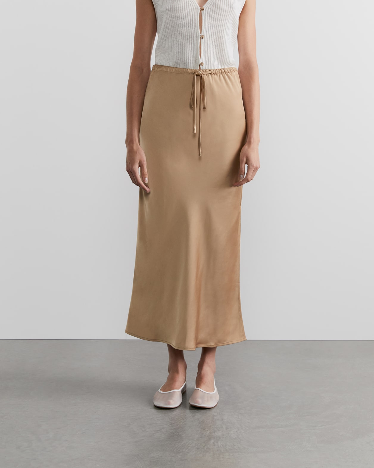 Maddi Shiny Slip Skirt in LATTE