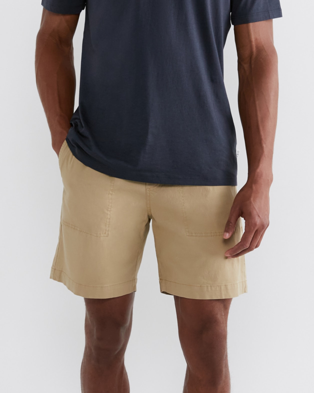 Max Cotton Stretch Short in SAND