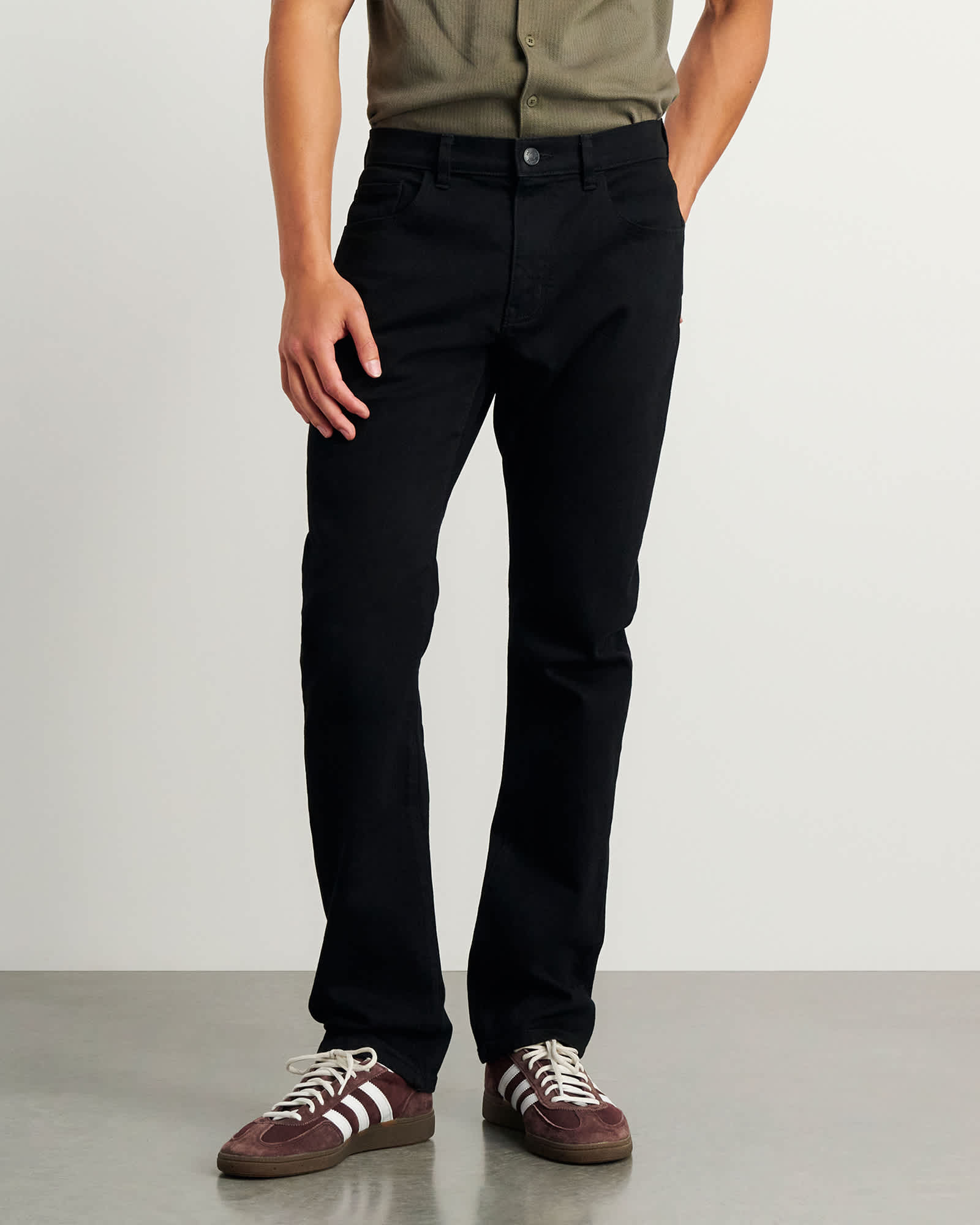 Flynn Straight Jeans