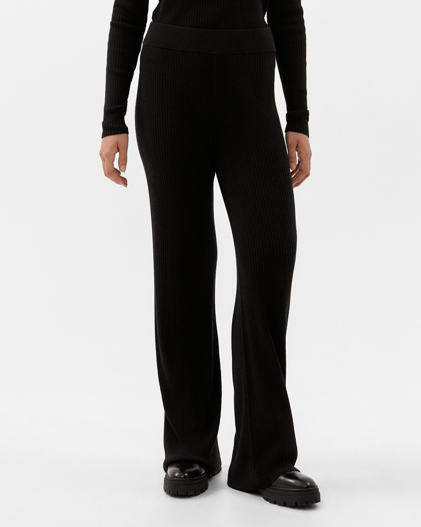 Black outlet knit pants